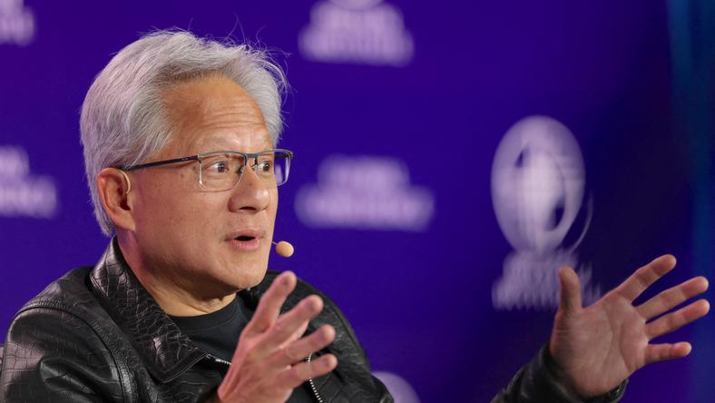 黄仁勋担心中国市场觉醒